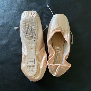 Freed of London Pointe Shoes, Size 5.5X, 5.5M